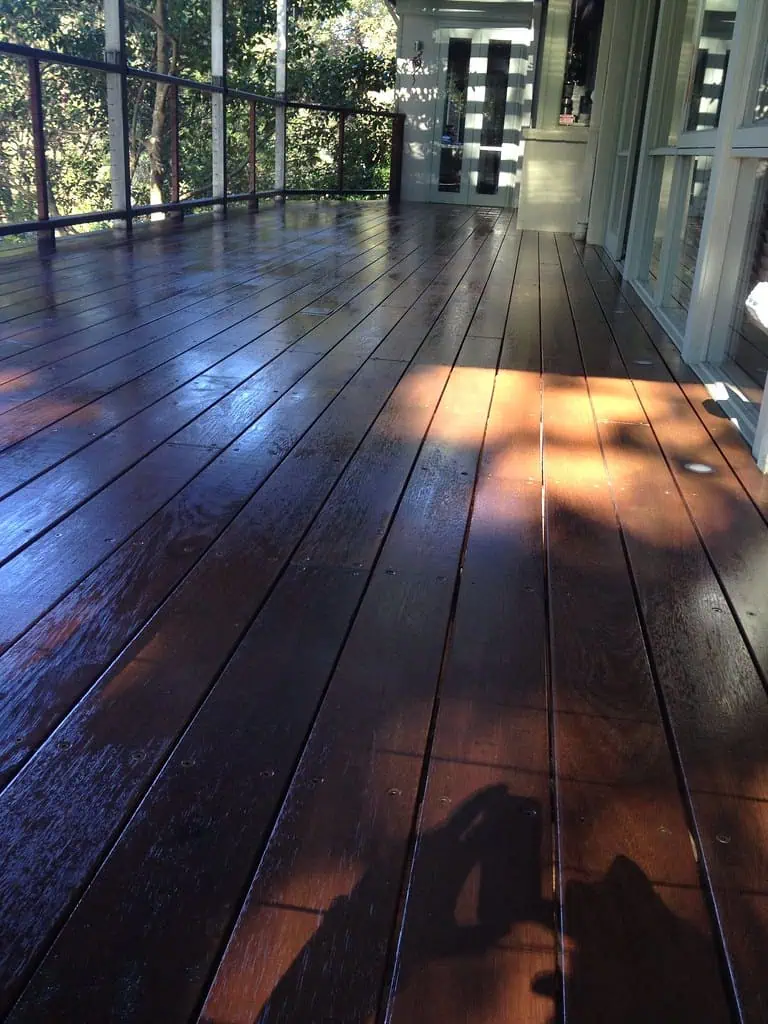 Oiling A Deck