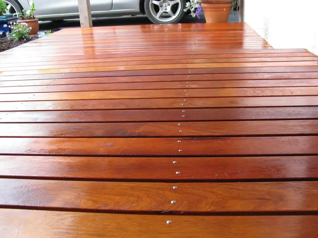 Oiling A Deck