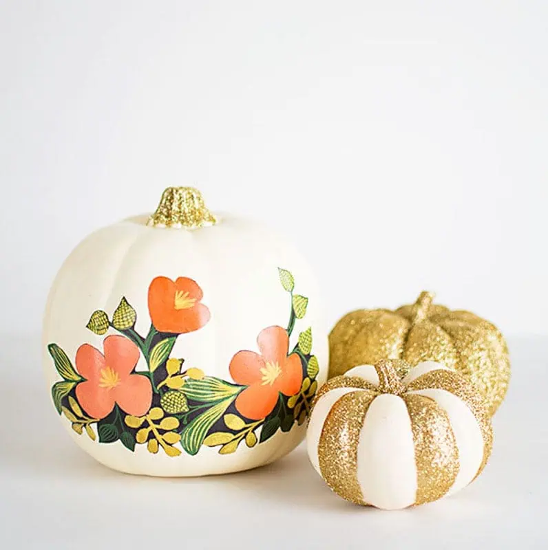 40+ NO CARVE Pumpkin Ideas You'll Want to Try This Fall!! Mod Podged flowers + glitter