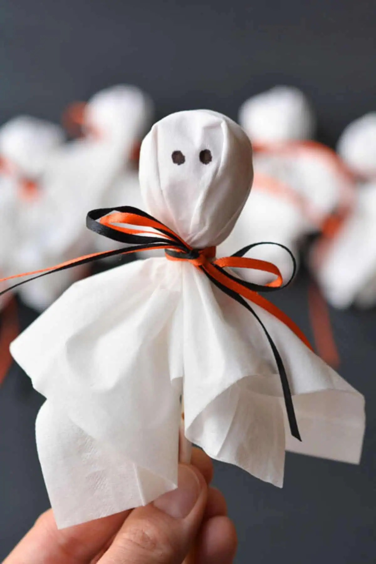 Tissue paper lollipop ghost halloween fall treat idea