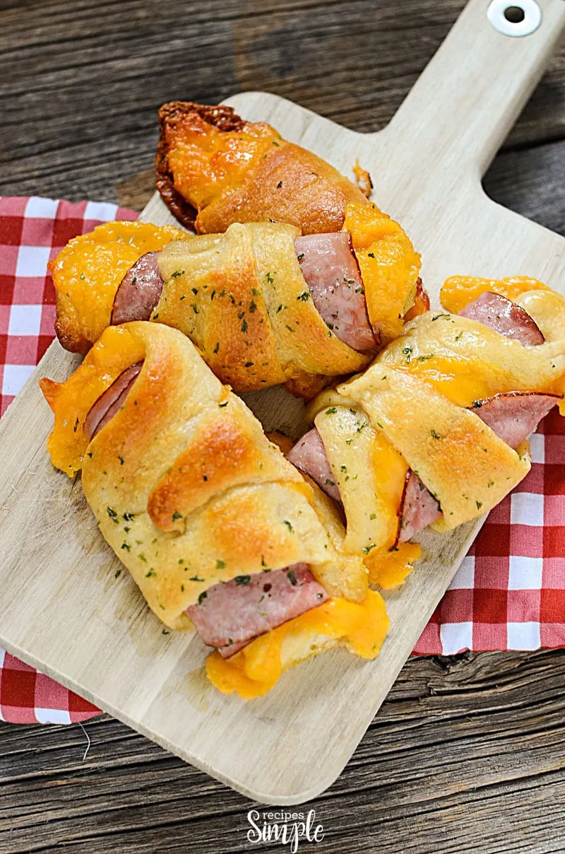 Ham And Cheddar Crescent Roll Ups Recipe.jpg