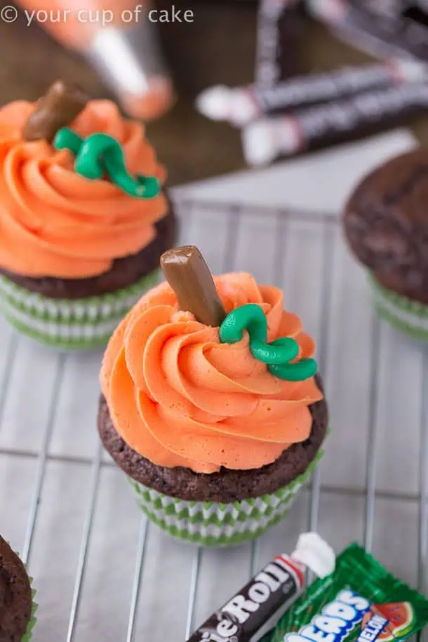 Pumpkin Swirl Cupcakes 4