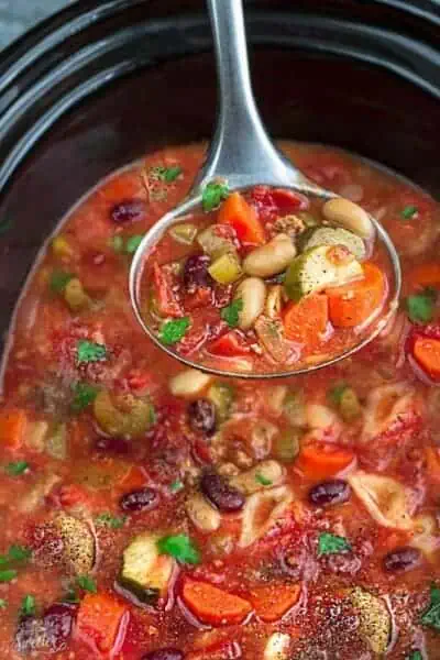 Slow Cooker Minestrone Soup lifemadesweeter 2 e1485311165922