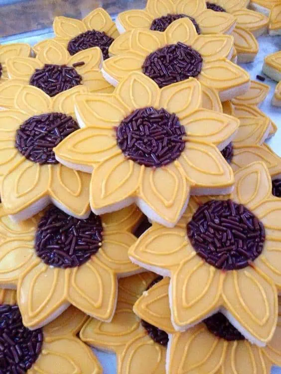 Sunflower Decorated Thanksgiving Cookies