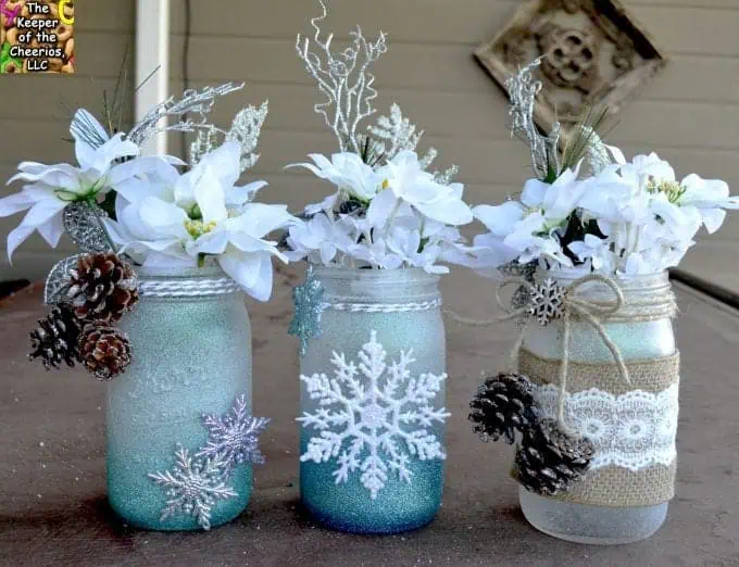 Winter Wonderland Mason Jars...these are the BEST Christmas Mason Jar Ideas!
