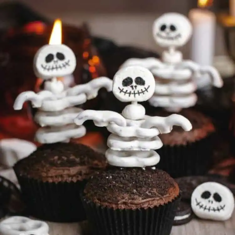 skeleton pretzel cupcake topper for halloween