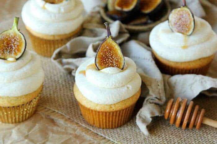Fall Inspired Cupcakes | Apple Cupcakes, Pumpkin Cupcakes and more | www.madewithHAPPY.com