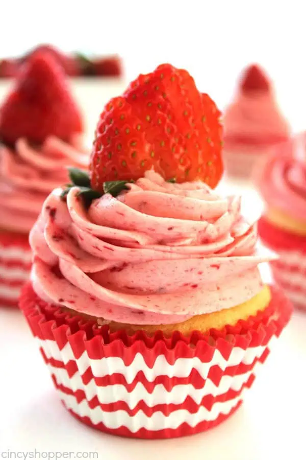 Strawberry Pie Cupcakes 2
