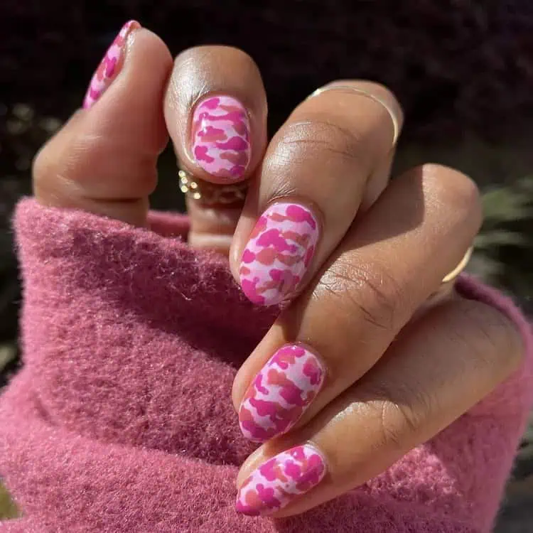 img 7835 - Pink nails have been a timeless option, providing a flexible range from soft pale pink to lively hot pink. Whether you seek subtle elegance with pale pink nails or crave the boldness of hot pink chrome nails, the realm of pink nails offers abundant choices.