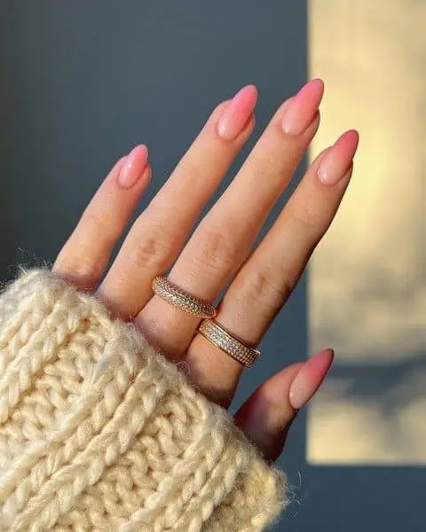 op2 - Pink glitter nails aren't just about fashion; they're a vibrant showcase of individuality and panache. Whether it's the delicate allure of soft pink glitter or the striking magnetism of neon pink, these nails exude versatility for every event.