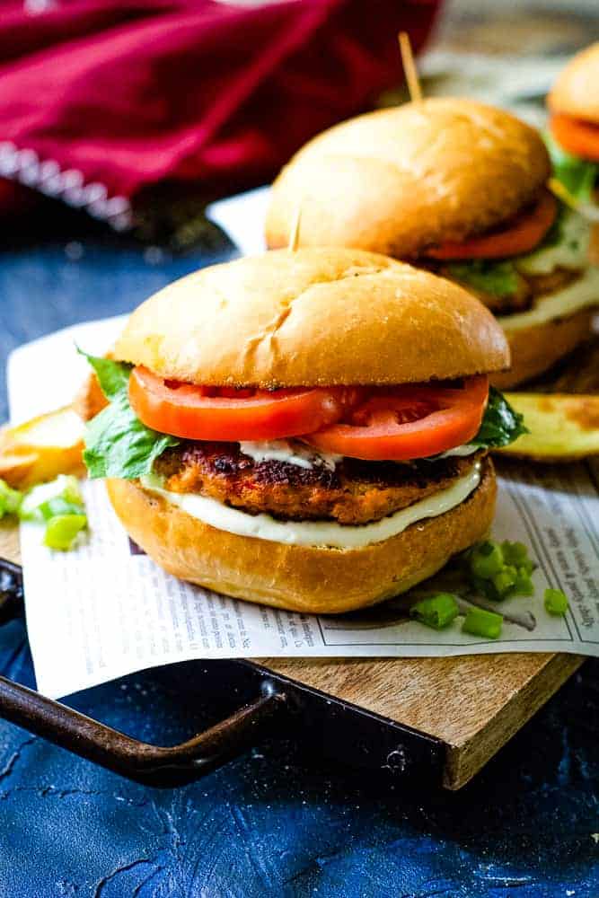 Explore top-notch burger recipes, from classic beef blends to innovative veggie options. Whether it's turkey or chicken, we've got your burger cravings covered.