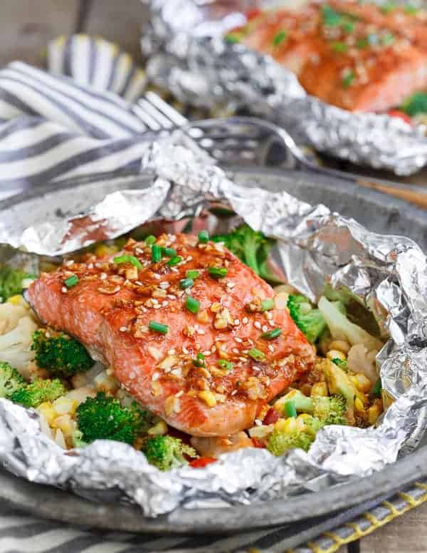 Sriracha honey salmon vegetable packets 1