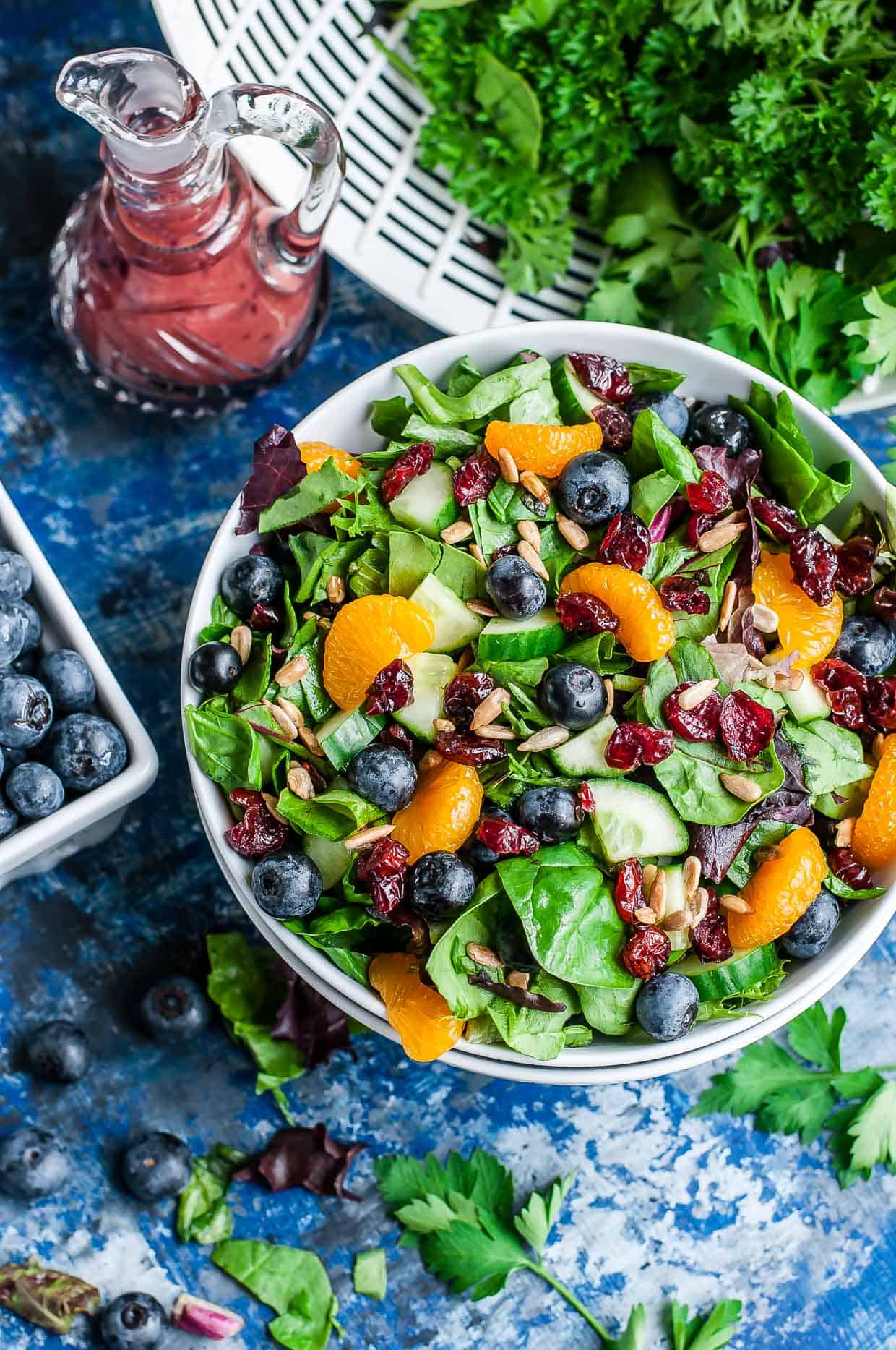 cranberry blueberry spring mix salad blueberry balsamic dressing recipe peasandcrayons 1070