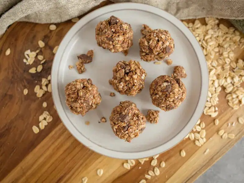 image 18527 - Mom always taught us that sweet things weren't technically snacks, and that they definitely wouldn't fill us up. After years of searching, we finally found a sweet treat that does in fact satisfy our sweet tooth and our hunger, and it's these Chocolate Protein Balls! These little spheres of chocolatey, peanut-buttery deliciousness chill in the fridge and wait for that midday craving for something sugary to hit you. They even give you a boost of protein to help you finish out your day strong. We can't wait to show our mom these Chocolate Protein Balls! She won't believe our discovery!