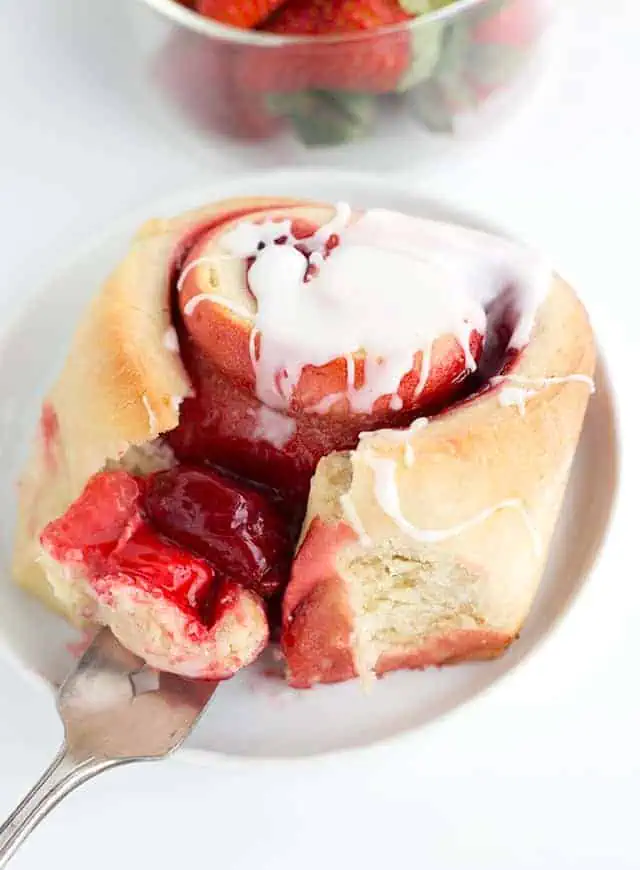 strawberry sweet rolls 3 photo