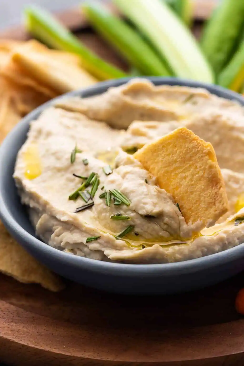 white bean hummus 2