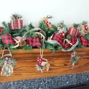 buffalo check Holiday Garland