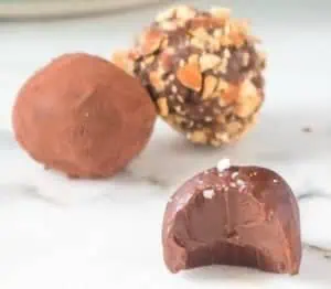1 salted caramel chocolate truffles4 flavorthemoments.com