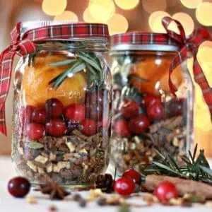 Christmas in a Jar. DIY Homemade gift for teahcers neighbors co workers