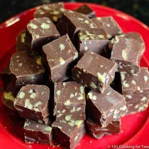 slow cooker fudge