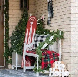 Outdoor Christmas Porch Decorating Ideas 