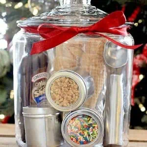 Gifts In A Jar 11