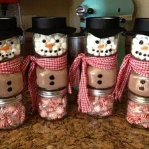 Homemade chrismas jar snowmen