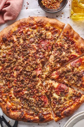 Explore a variety of tastes with our pizza recipes, featuring traditional crusts and creative, healthy options ideal for every pizza enthusiast!