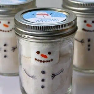 Melted Snowman Hot Chocolate Gift Jars