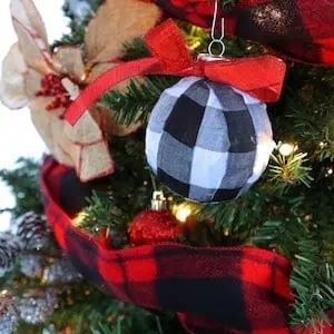 DIY Buffalo Check Plaid Ornaments