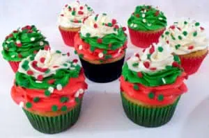 christmas swirl cupcakes2 main