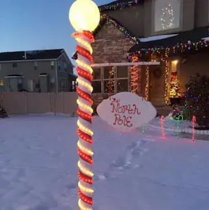 DIY North Pole Sign