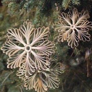 DIY Paper Snowflake Christmas Ornament