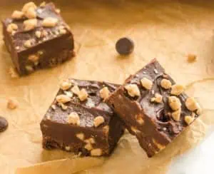 salted dark chocolate toffee fudge2 flavorthemoments.com