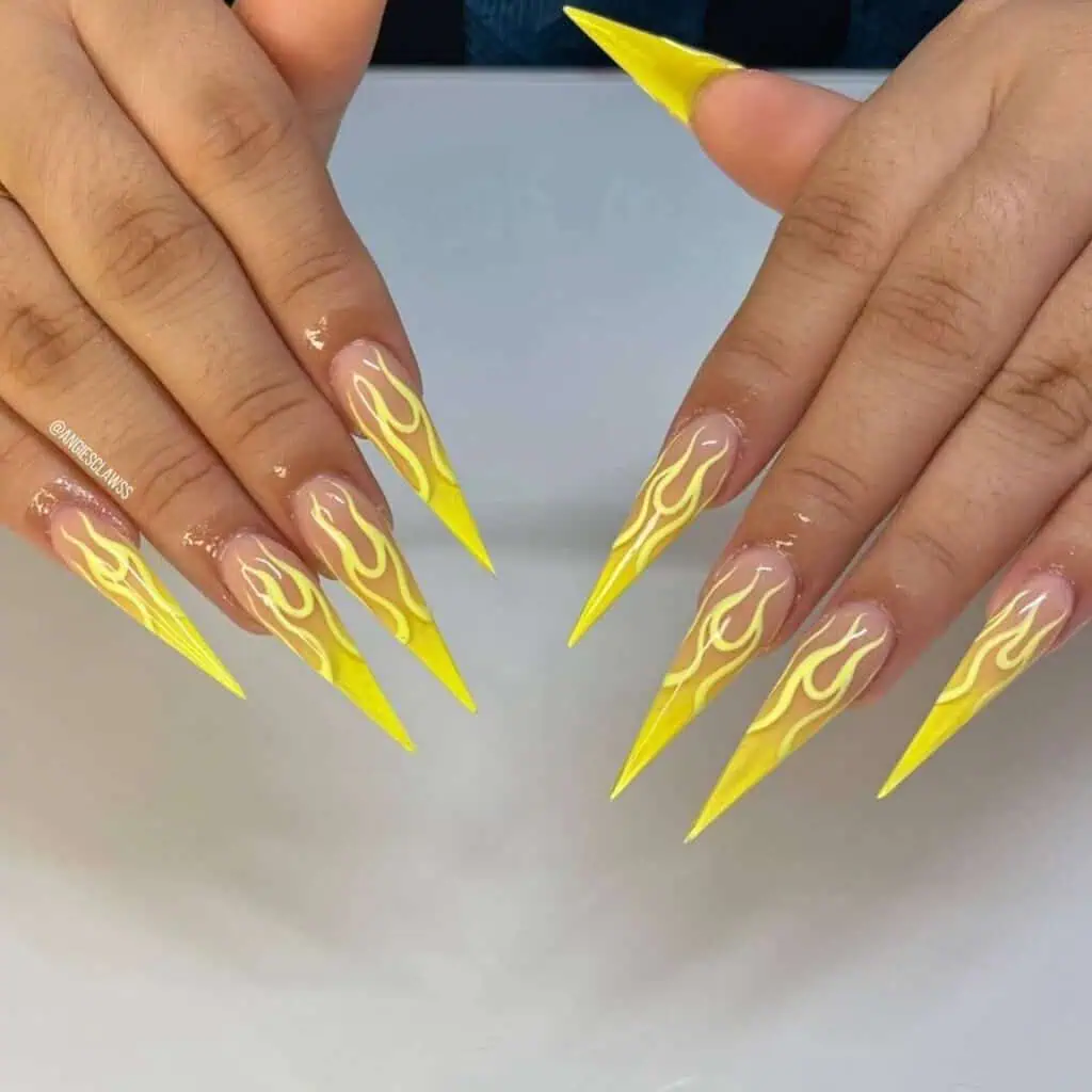 yellow nails 13