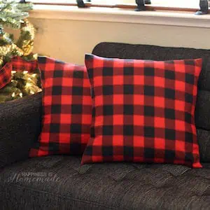 10 Minute Buffalo Check Plaid Pillows from a Target Dollar Spot Blanket