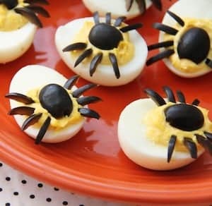 Spider Olives deviled Eggs