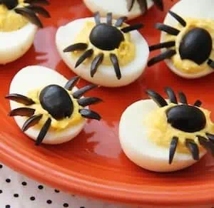 Spider Olives deviled Eggs