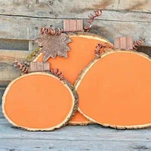 1 Painted Wood Slice Pumpkins 1