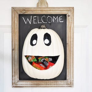 DIY Halloween Candy Door Hanger