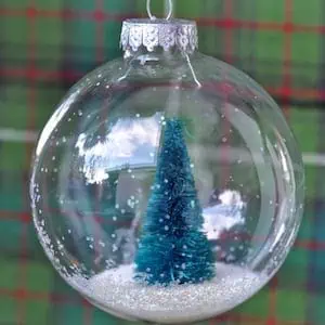 Snow Globe Ornament1