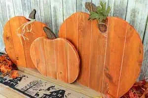 pallet pumpkin trio final horizontal 2